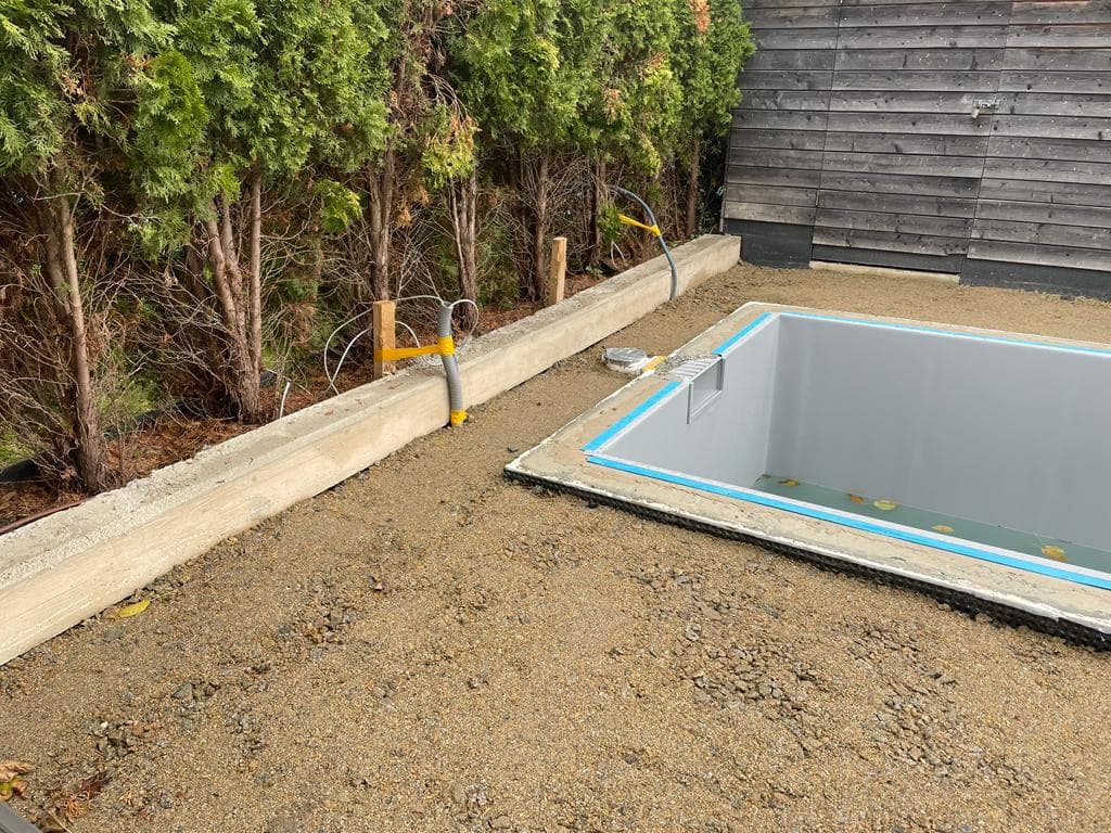 Poolumrandung in Gerasdorf – Exklusive Planung & Beratung für Sie